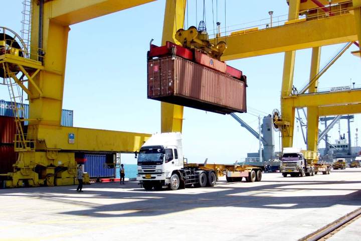 Nous sommes transitaires en douane expérimentés.